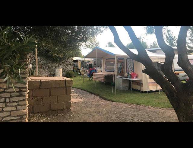 BUSINESS FOR SALE IN OVISTON